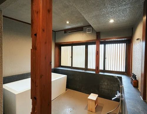 母屋バスルーム