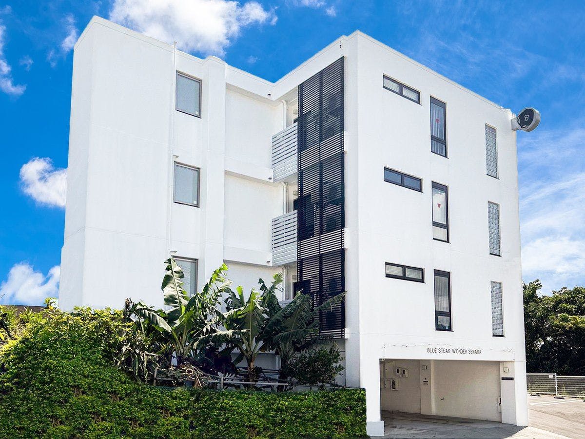 ที่จอดรถฟรีสำหรับ 2 คันต่อห้อง