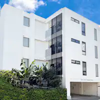 ที่จอดรถฟรีสำหรับ 2 คันต่อห้อง