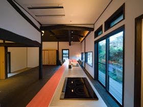 小塩の灯り「石垣の別荘」
