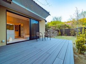 小塩の灯り「石垣の別荘」