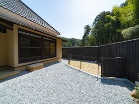 小塩の灯り「石垣の別荘」