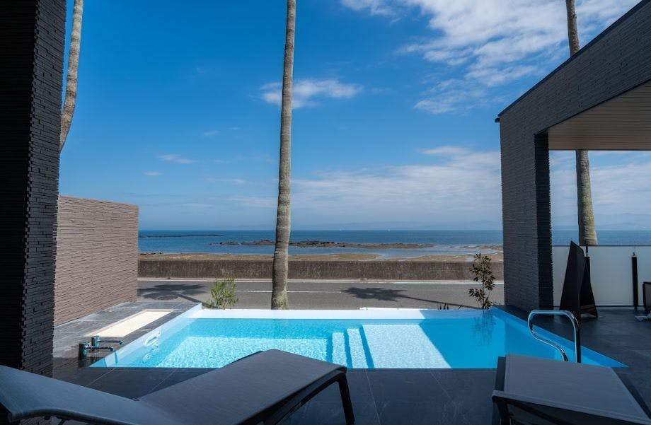 สระว่ายน้ำอาคาร A