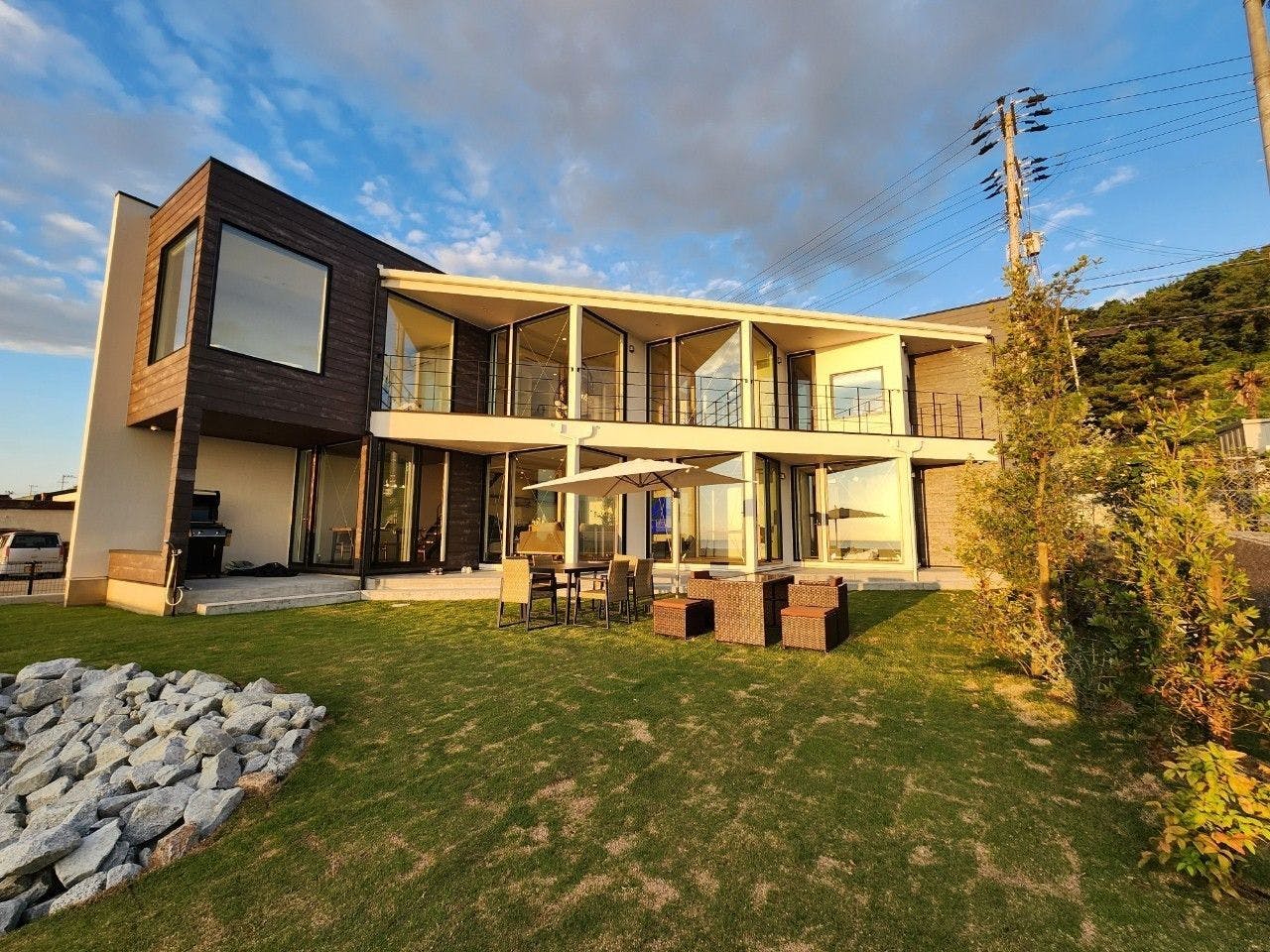 RELUVILLA