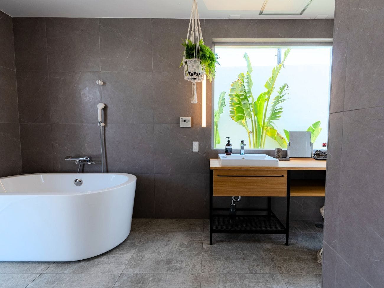 まるでスパのような開放感。