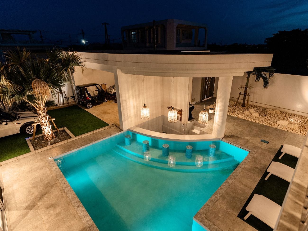 夜も昼とは全く違った表情をみせてくれます