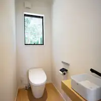 洗浄機付きトイレ