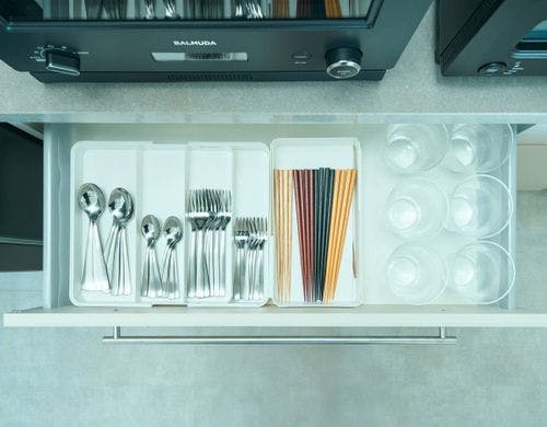 キッチン備品：カトラリー類