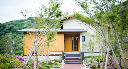 【平日限定・2人旅/15%OFF】天然温泉付きプライベートヴィラで過ごす箱根ステイ(素泊まり)