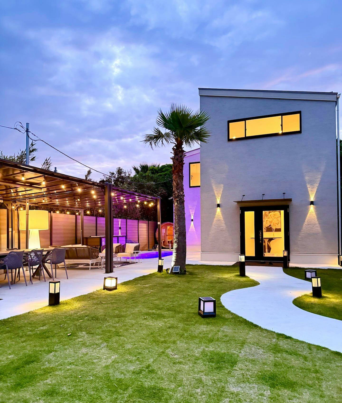 Sunshine Pool Villa 2