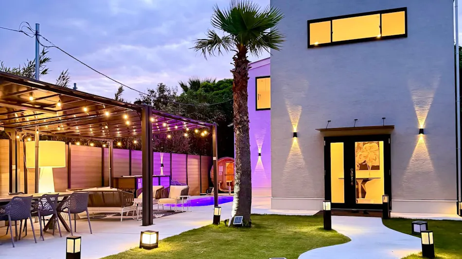 Sunshine Pool Villa 2