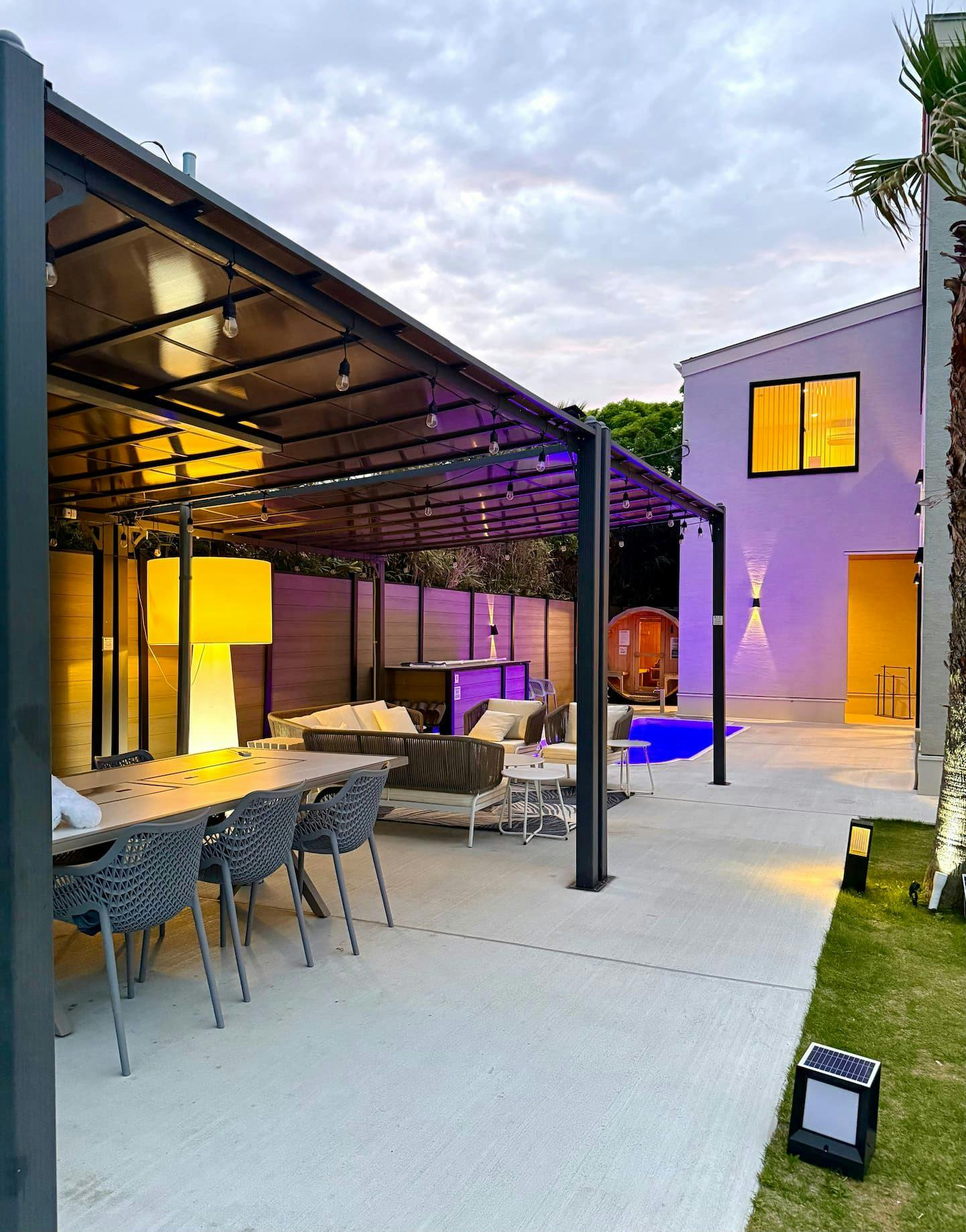 Sunshine Pool Villa 2