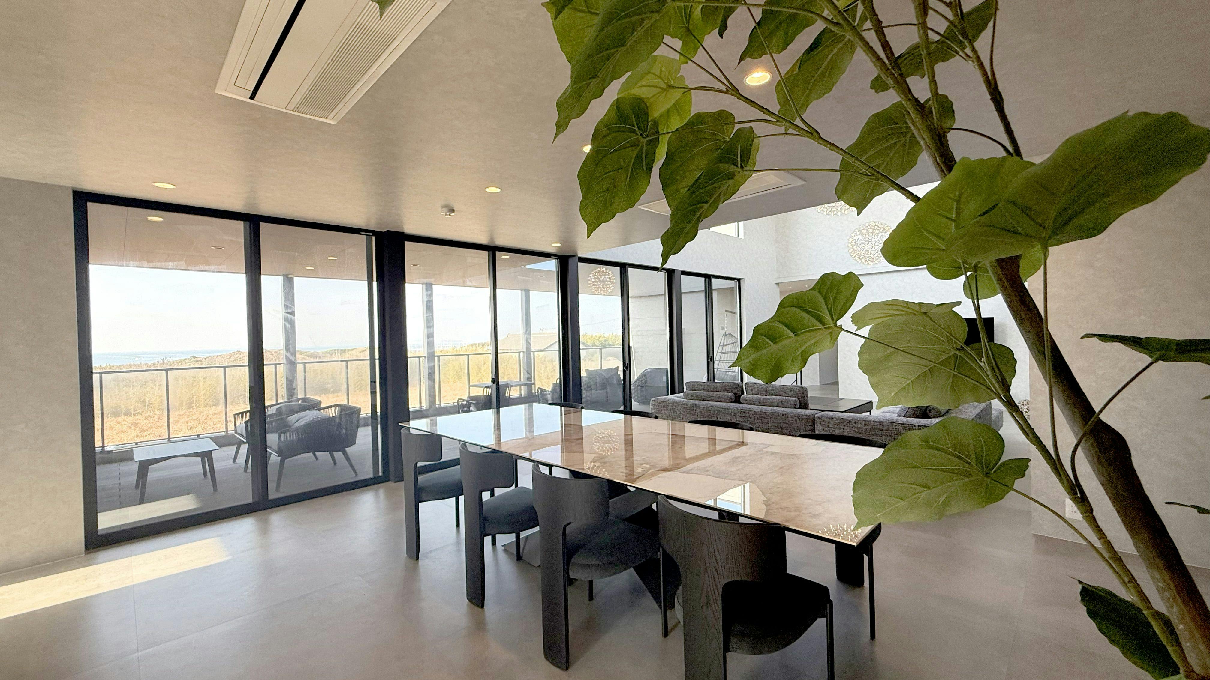 CIN GARDEN TERRACE