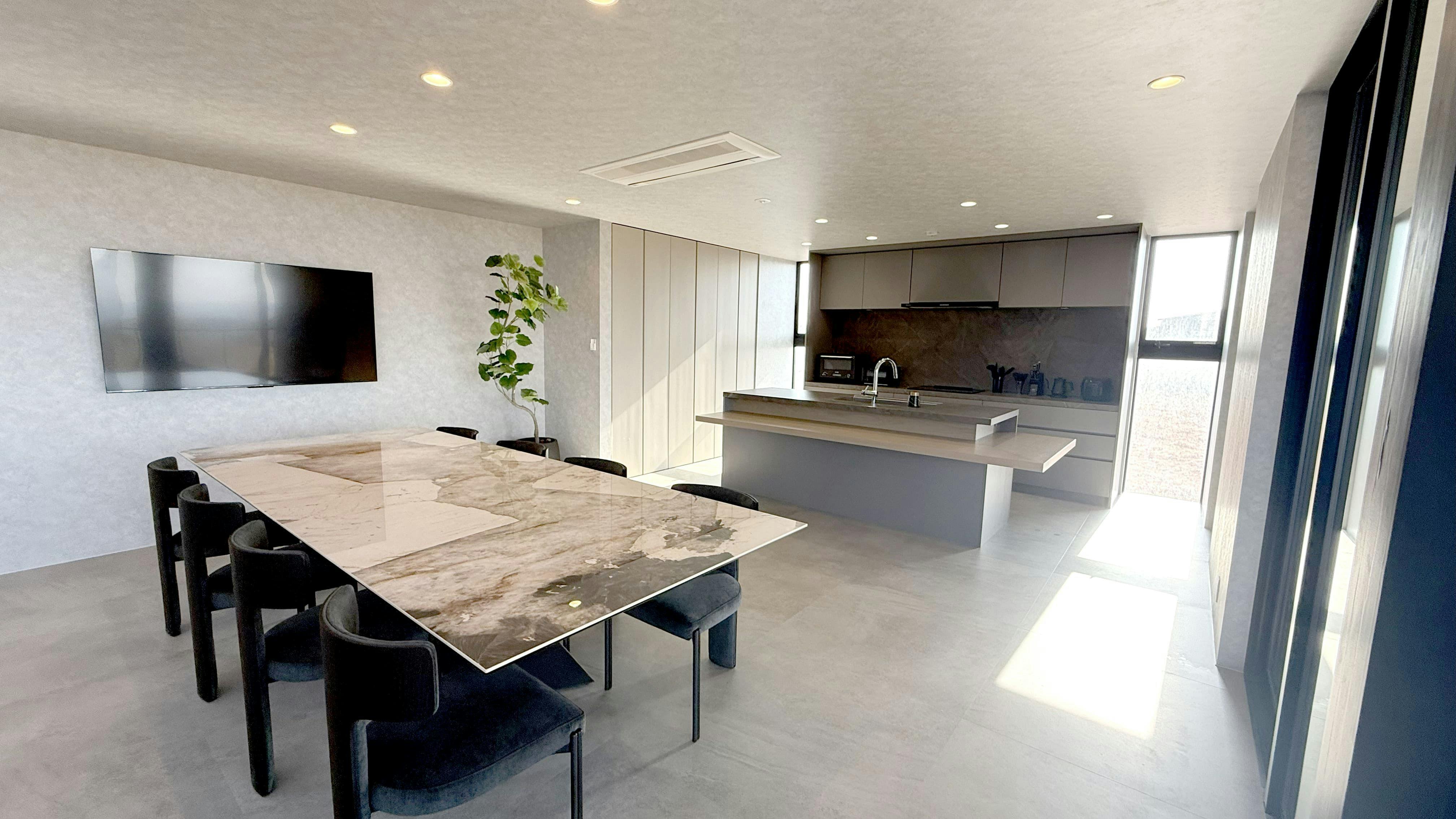 CIN GARDEN TERRACE