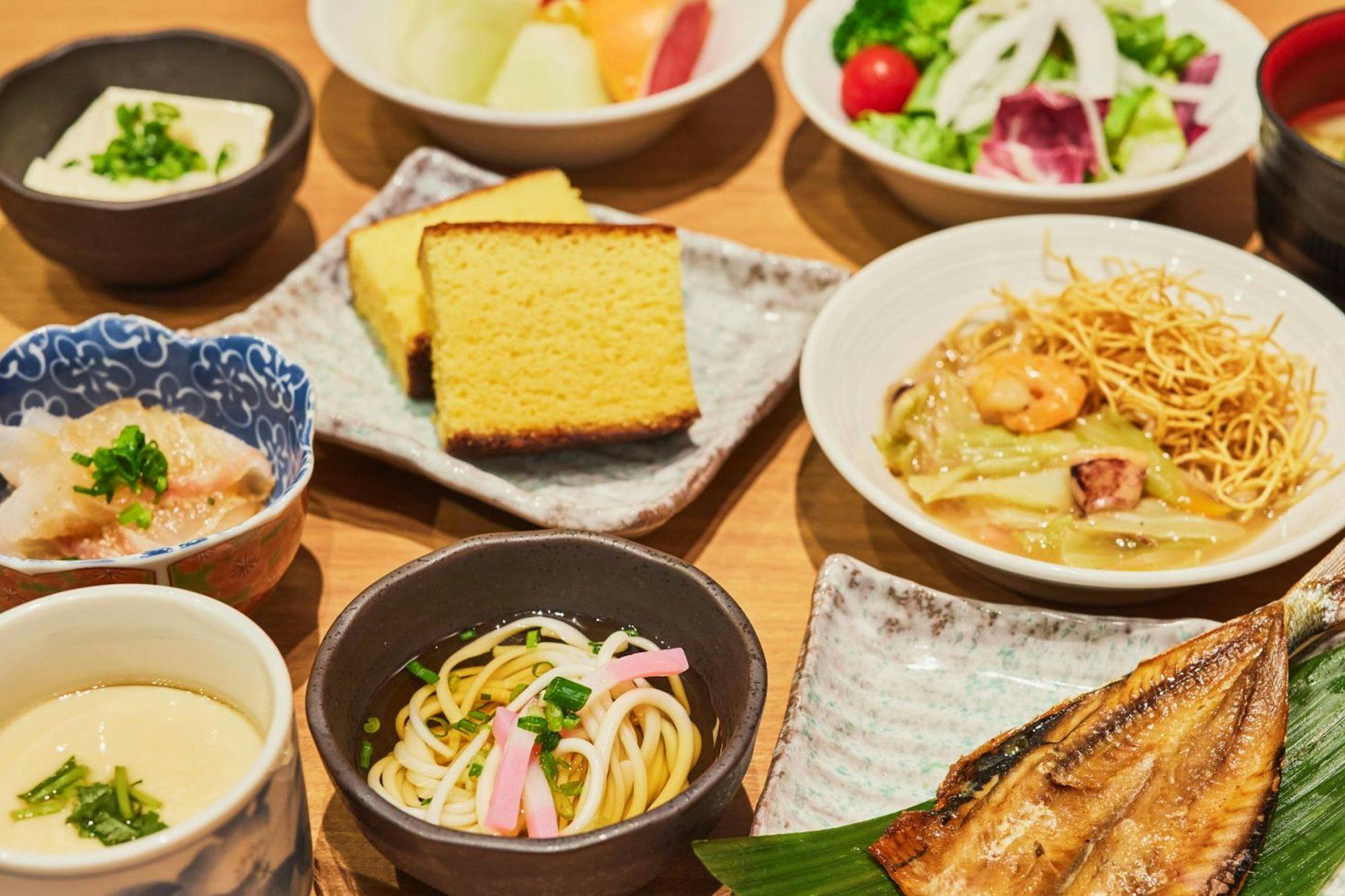 ビュッフェ　朝食