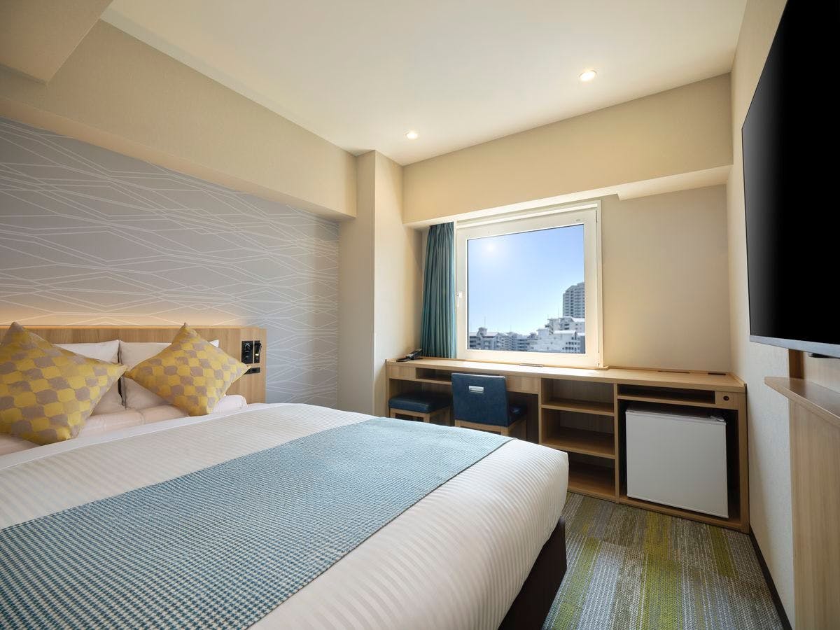 Kamar Double Standar