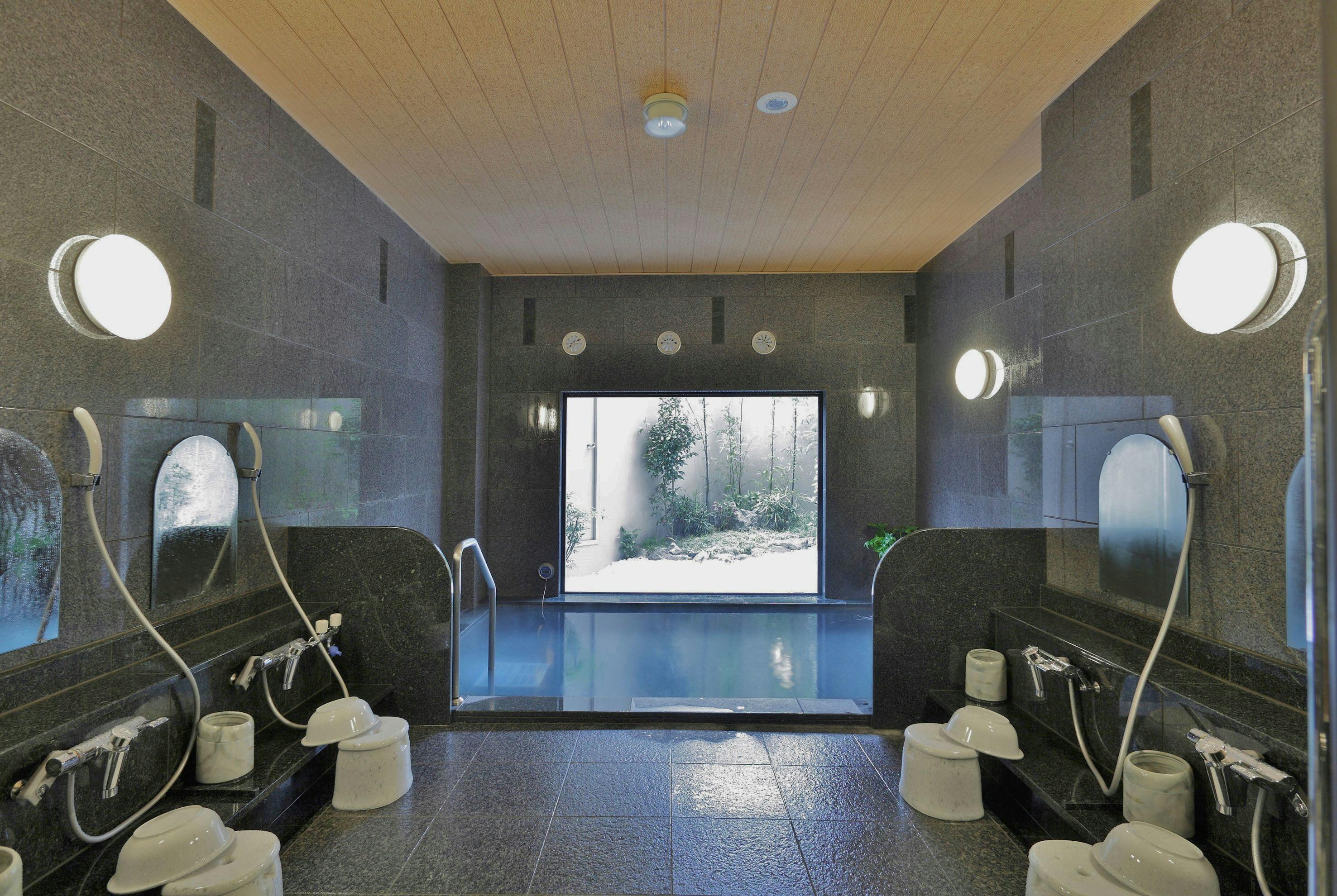 ラジウム人工温泉大浴場「旅人の湯」