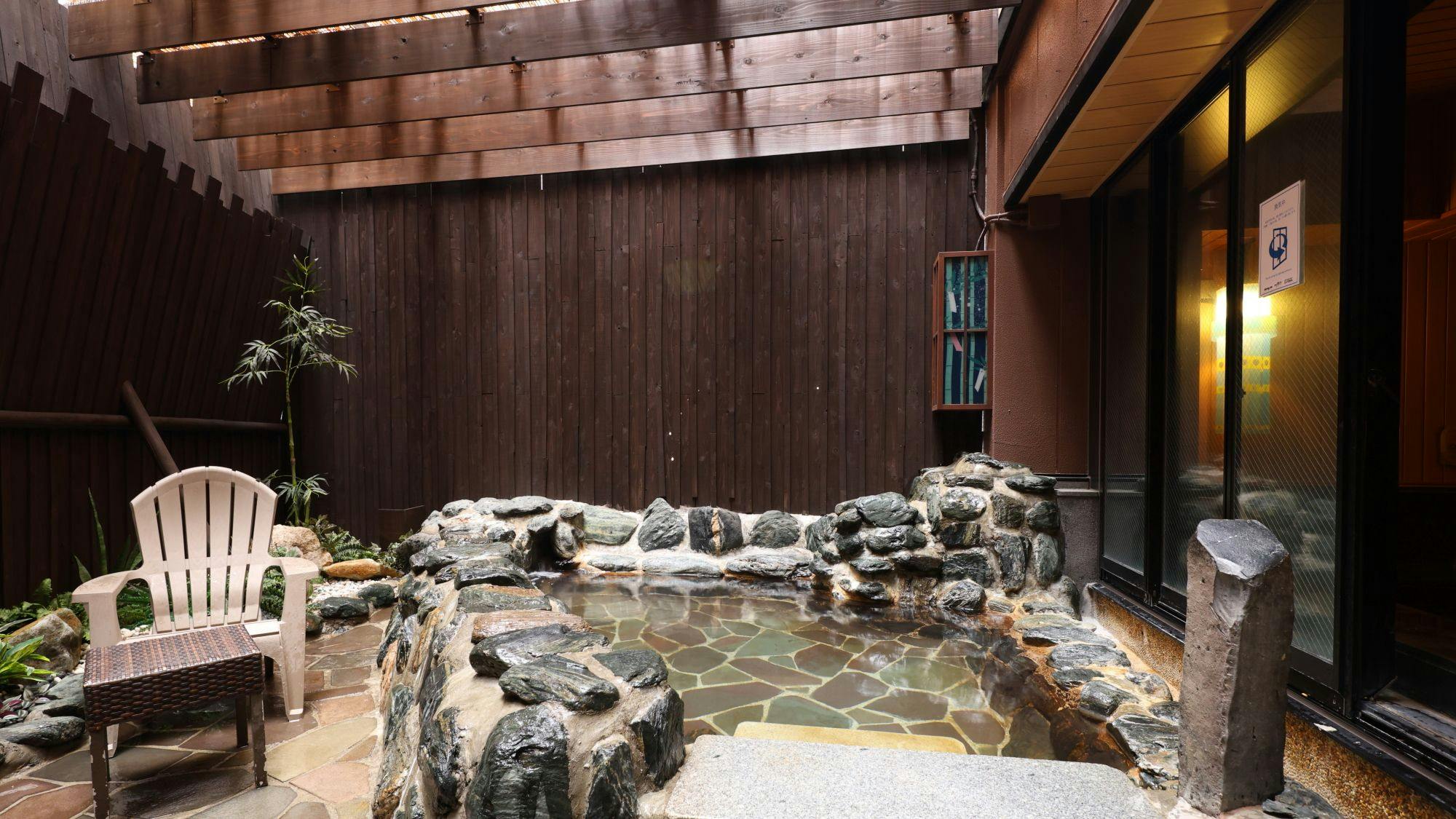 【天然温泉大浴場×サウナでととのう！】12時チェックアウトプラン！！＜素泊まり＞