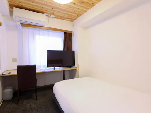 禁煙セミダブル