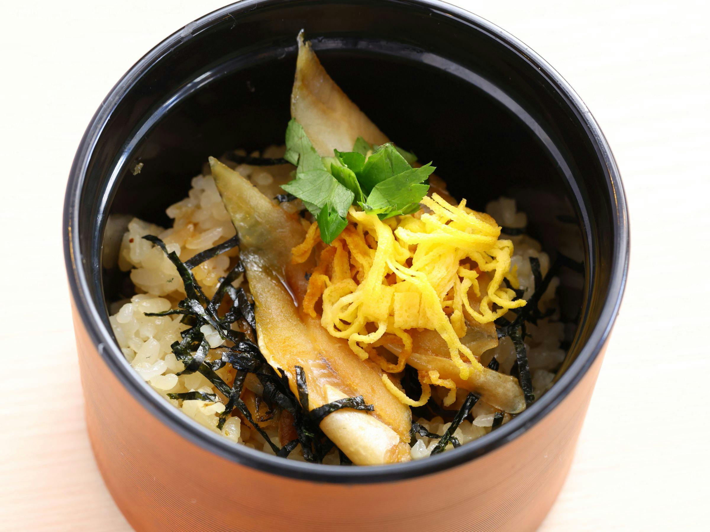 ◆姫路ご当地メニュー”穴子飯”