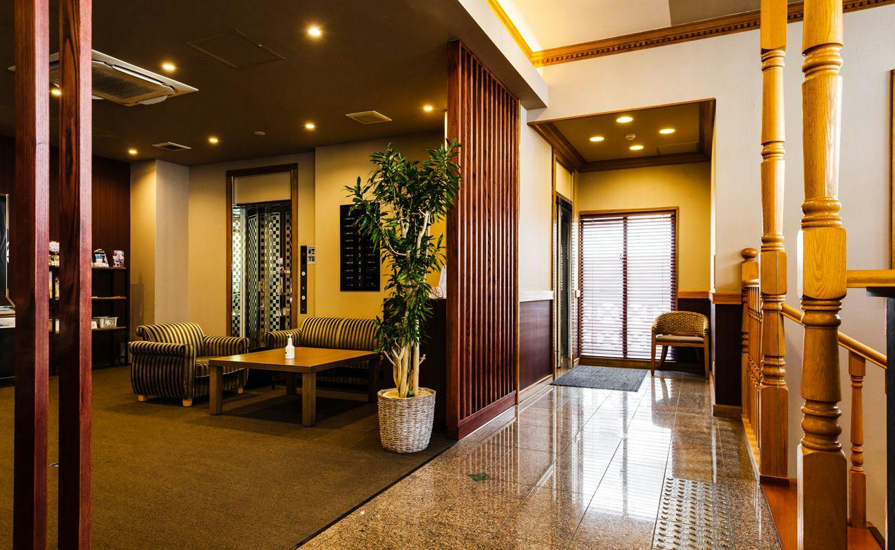 【お土産付きプラン】沖縄名物ちんすこう付き！家族や友人・出張の手土産にもおすすめ！【素泊り】