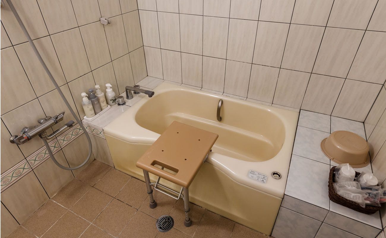 HOTEL AZAT