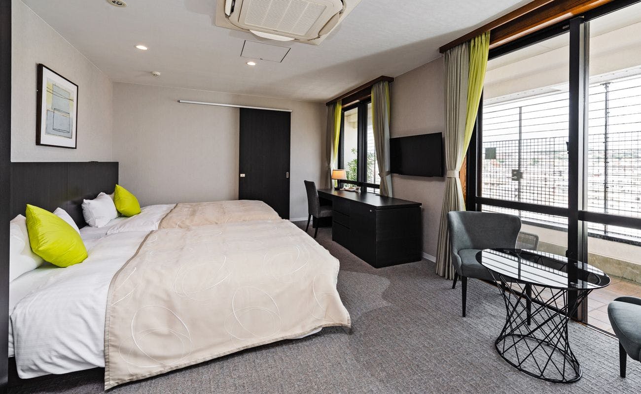 HOTEL AZAT