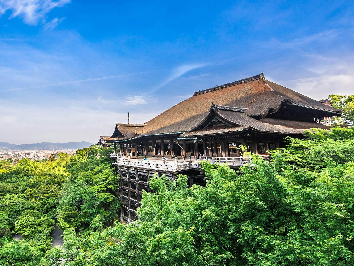 【清水寺】歴史的文化遺産〈バス約27分〉