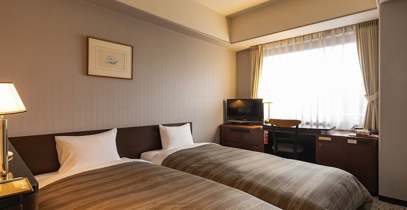 禁煙ハリウッドツイン ベッド幅100cm 2台 熊本城前の好立地 熊本ステイシンプルプラン 素泊まり プラン アークホテル熊本城前 ルートインホテルズ 一休 Comビジネス