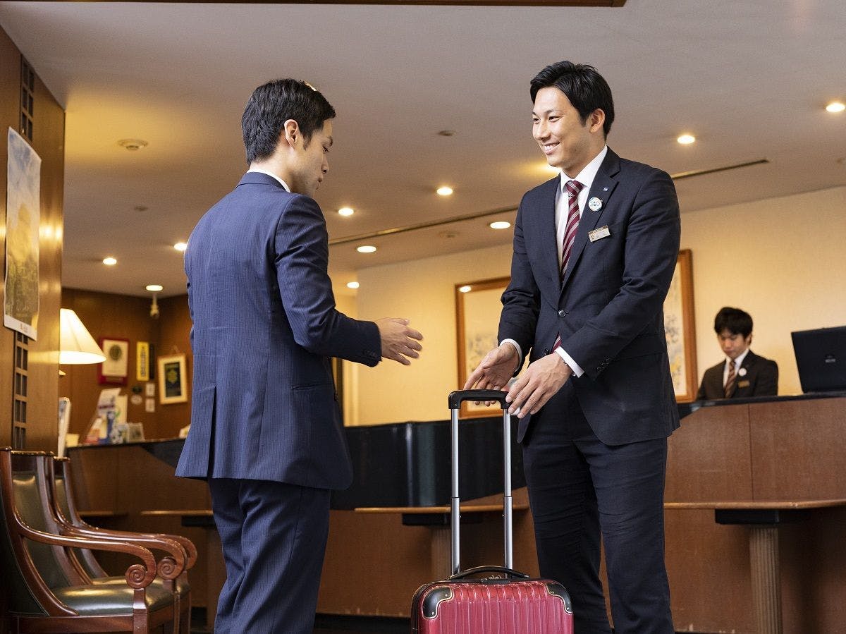 チェックインの前後でも承ります