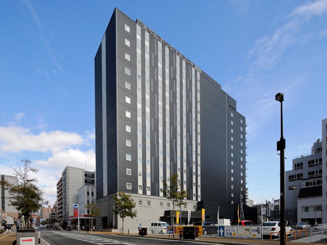 ç¦å²¡ã®ä¸­å¿å°ã»å¤©ç¥ã¨ãªã¢ã«ä½ç½®ããããã«