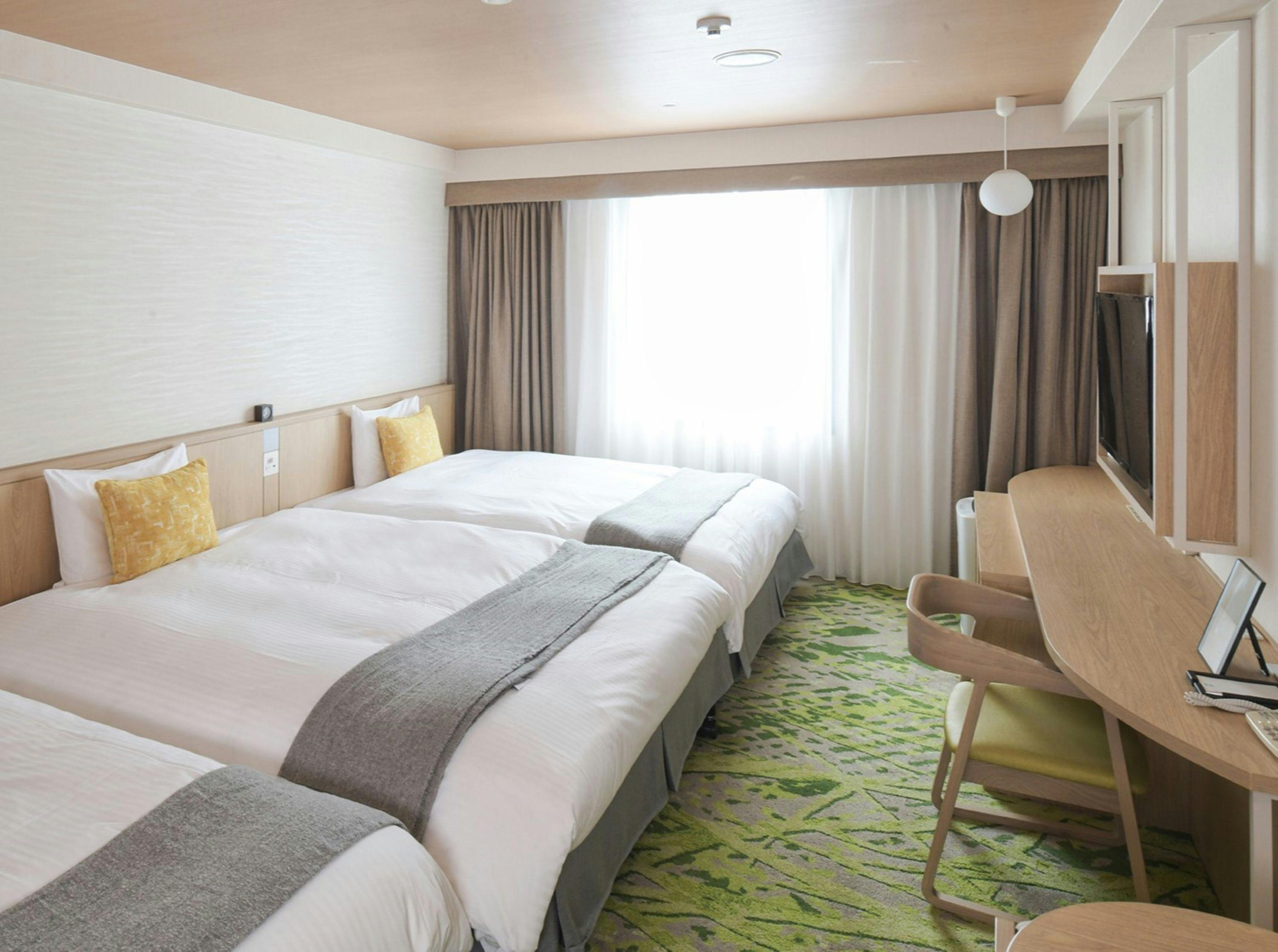 ห้องเอ็กซ์ตร้า ทริปเปิ้ล รูม☆21 ตารางเมตร★