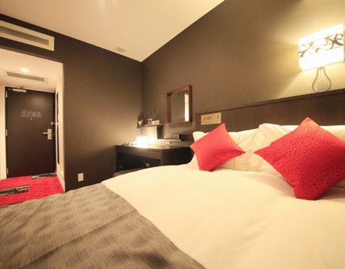 モデレートダブル