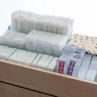 アメニティ類はロビーにございます