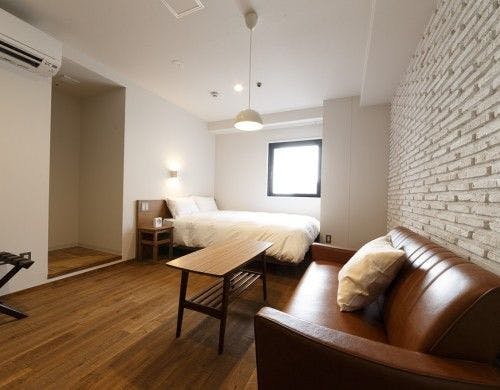 スタイリッシュなダブルの一例