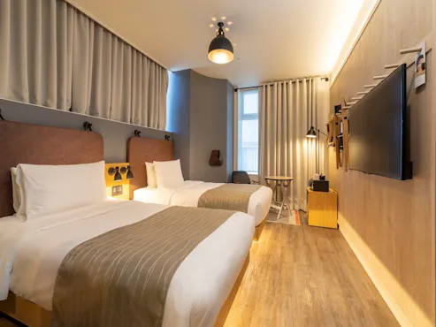 モクシー・スリーパーツインルーム