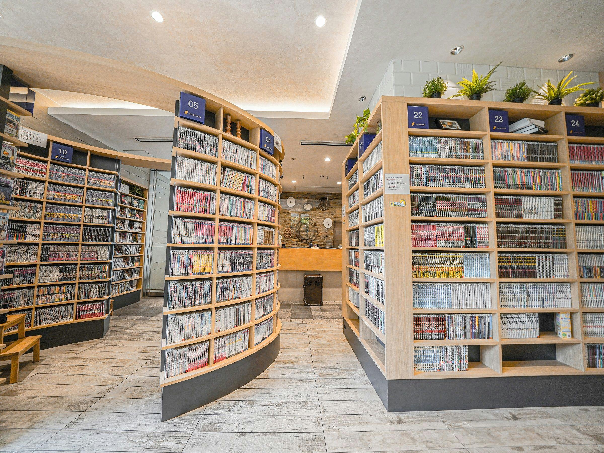 クインテッサホテル東京羽田 Comic&Books