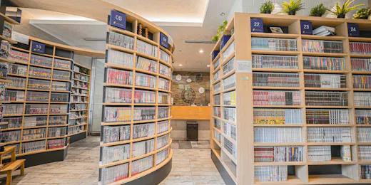 クインテッサホテル東京羽田 Comic&Books