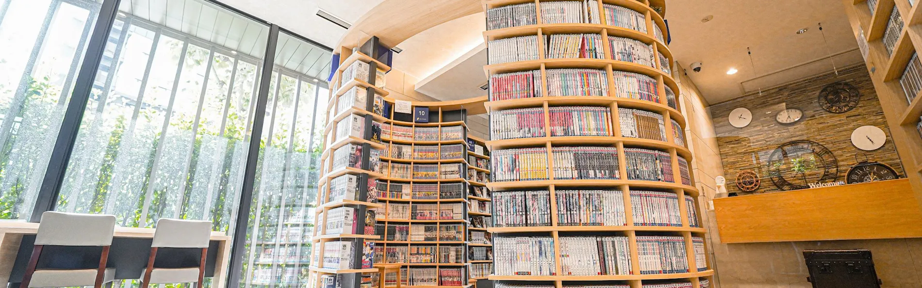 クインテッサホテル東京羽田 Comic&Books