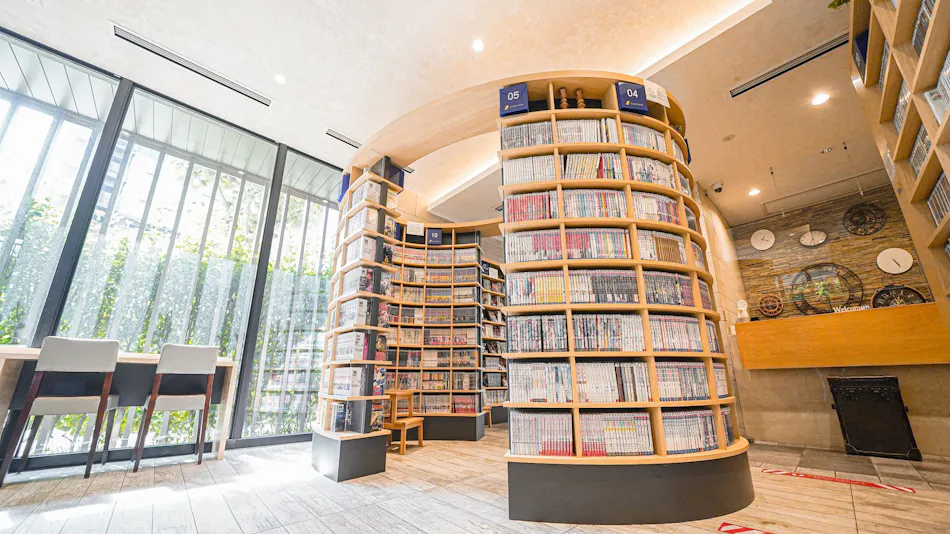 Quintessa Hotel Tokyo Haneda Comic & Books