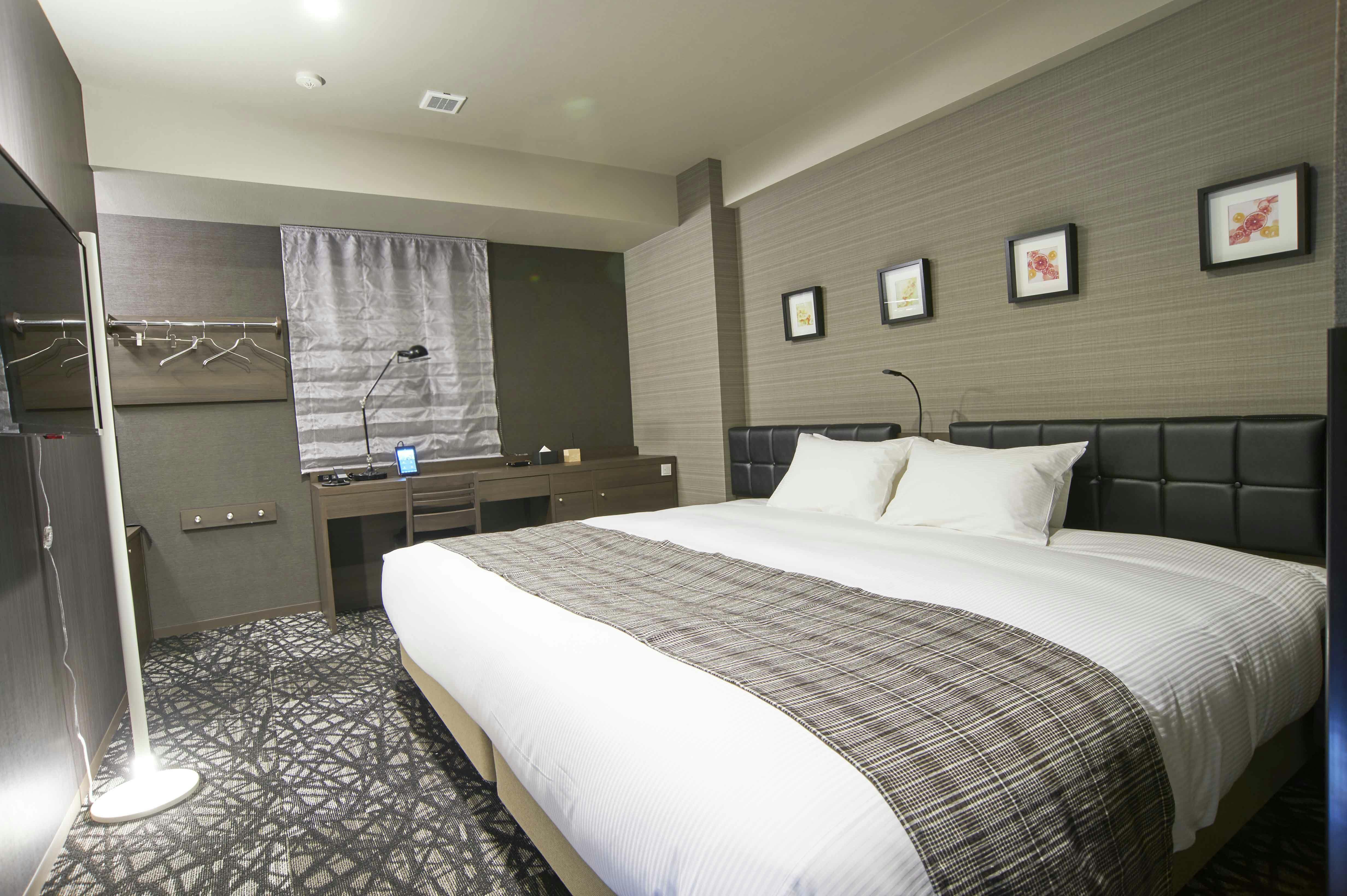 Quintessa Hotel Tokyo Haneda Comic & Books