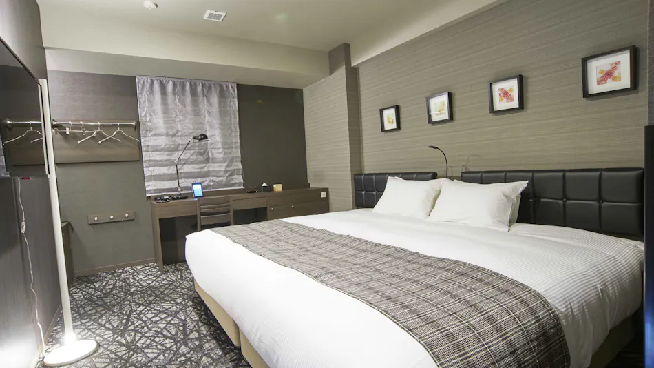 Quintessa Hotel Tokyo Haneda Comic & Books