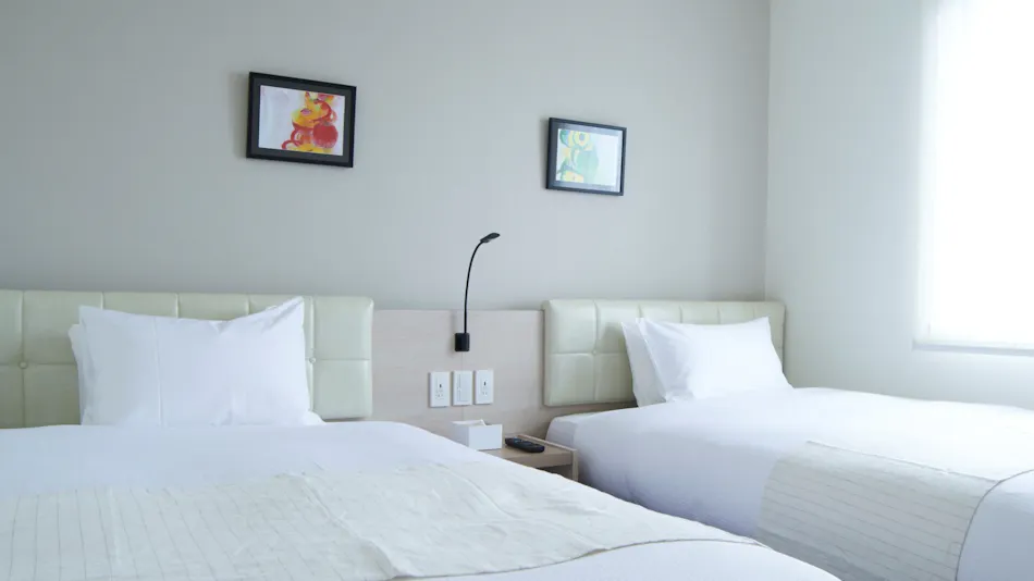 Quintessa Hotel Tokyo Haneda Comic & Books