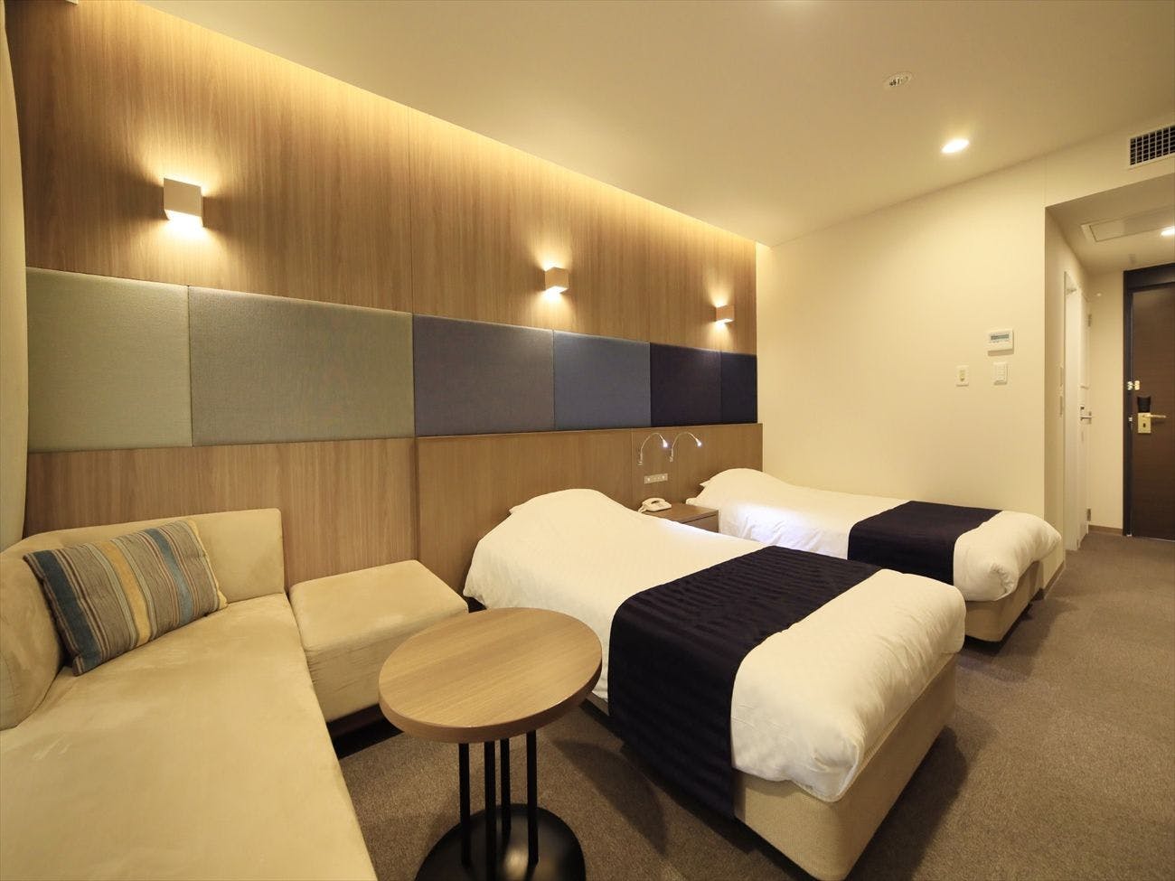 Capital Hotel 1000