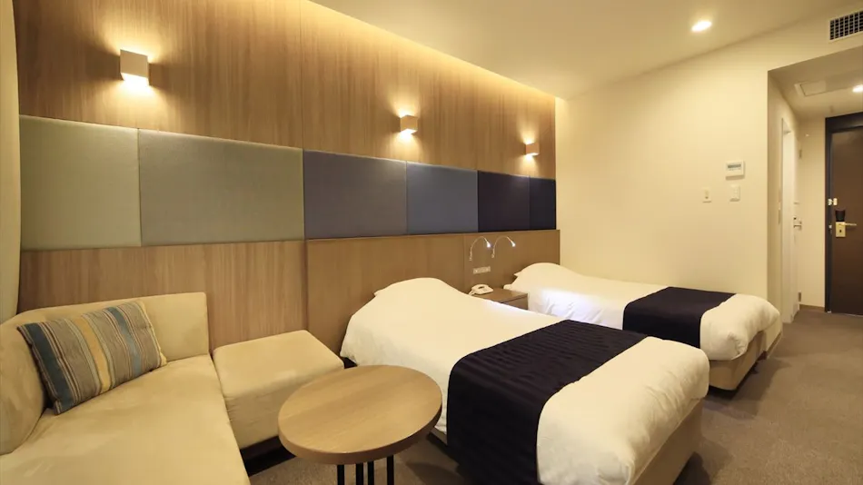 Capital Hotel 1000