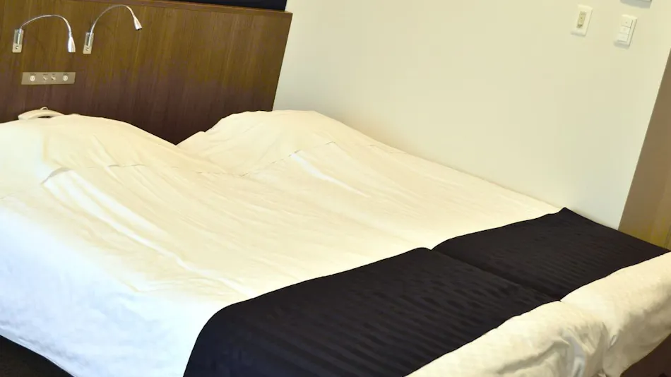 Capital Hotel 1000