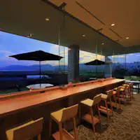 커피 라운지 (공유 오피스 공간)