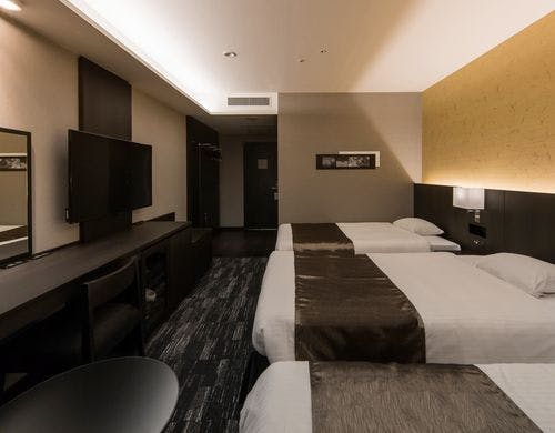 ベッド３台のお部屋