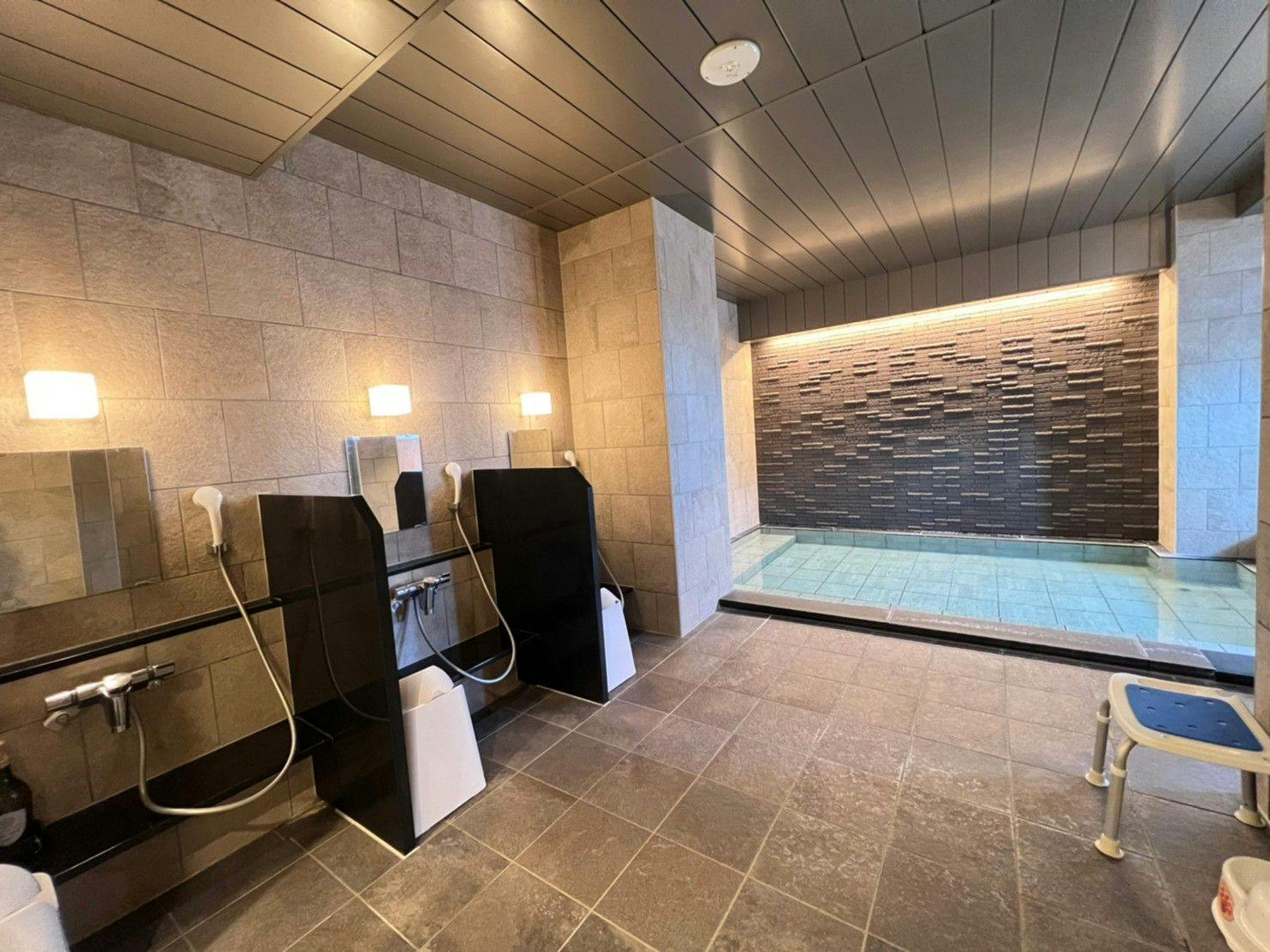 ห้องอาบน้ำสาธารณะ