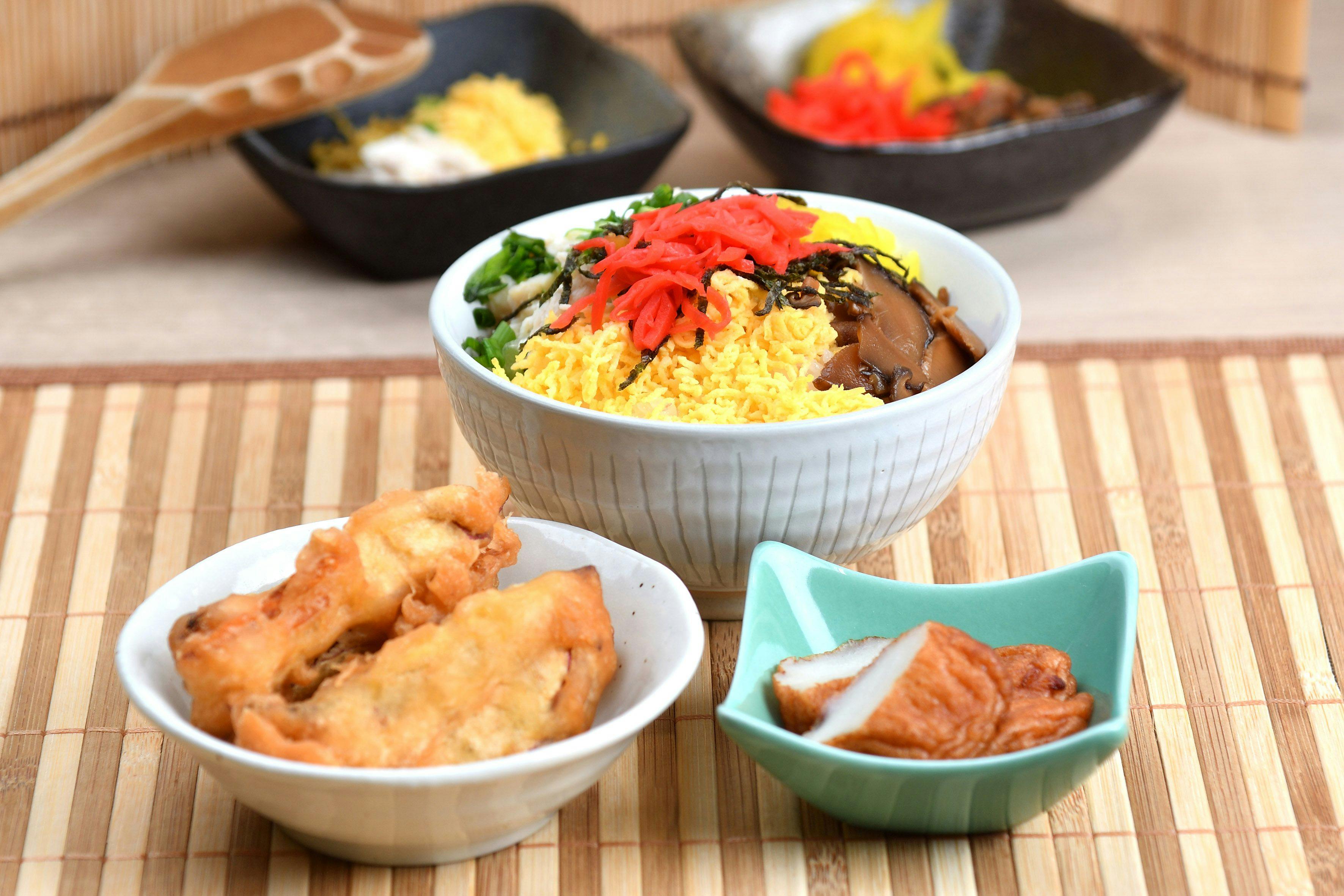 鹿児島名物の鶏飯・さつま揚げ・がね天